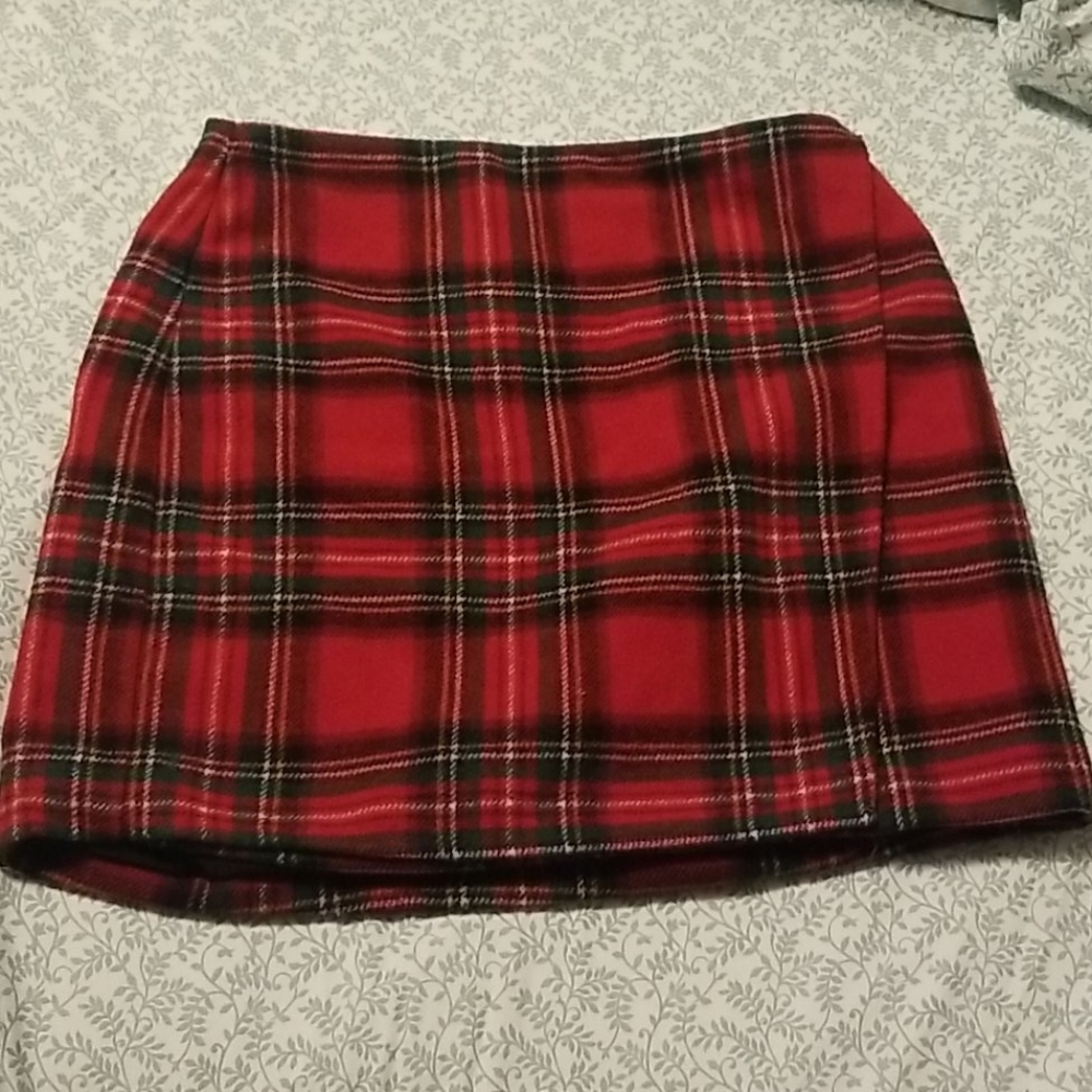 Hollister Plaid skirt